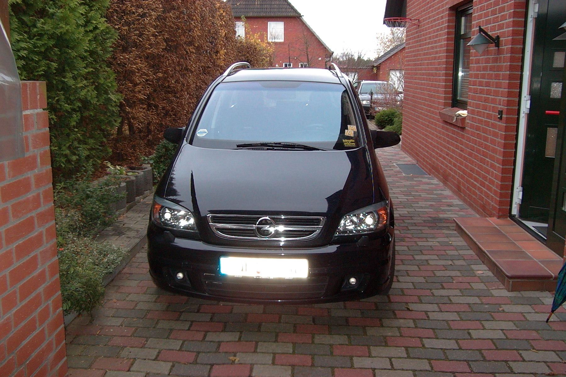 Opel Zafira 2.2 DTI