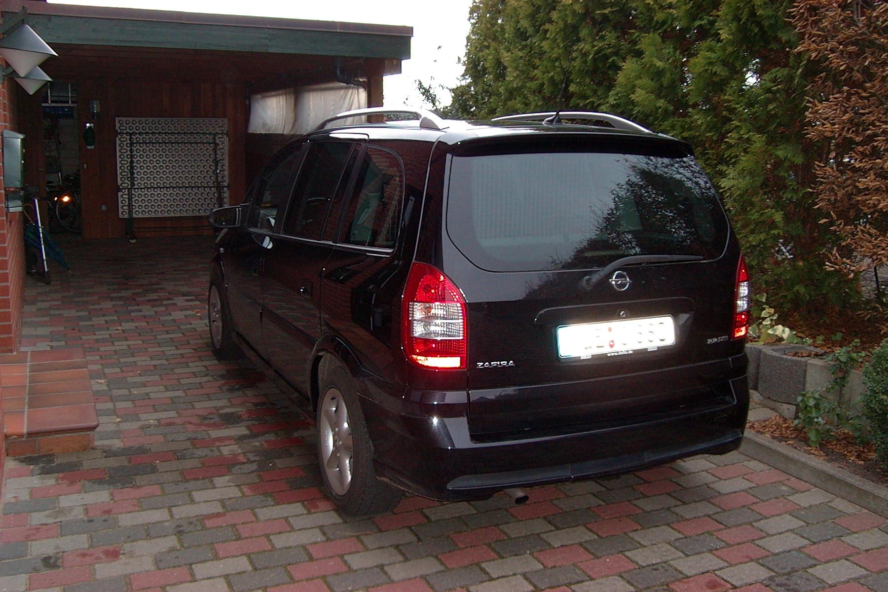 Opel Zafira 2.2 DTI