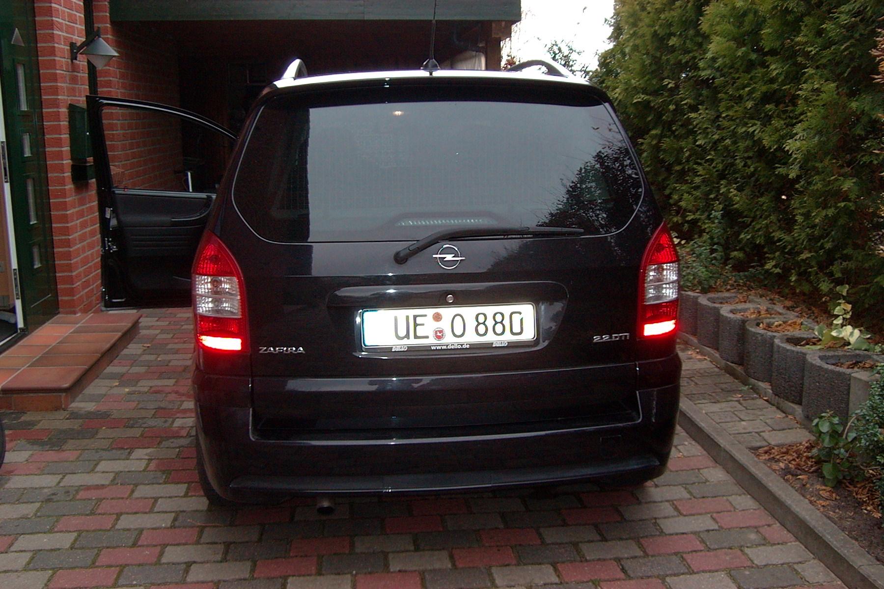 Opel Zafira 2.2 DTI